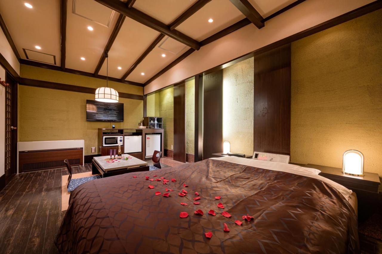 Hotel Metro (Adults Only) Yokohama  Exterior photo