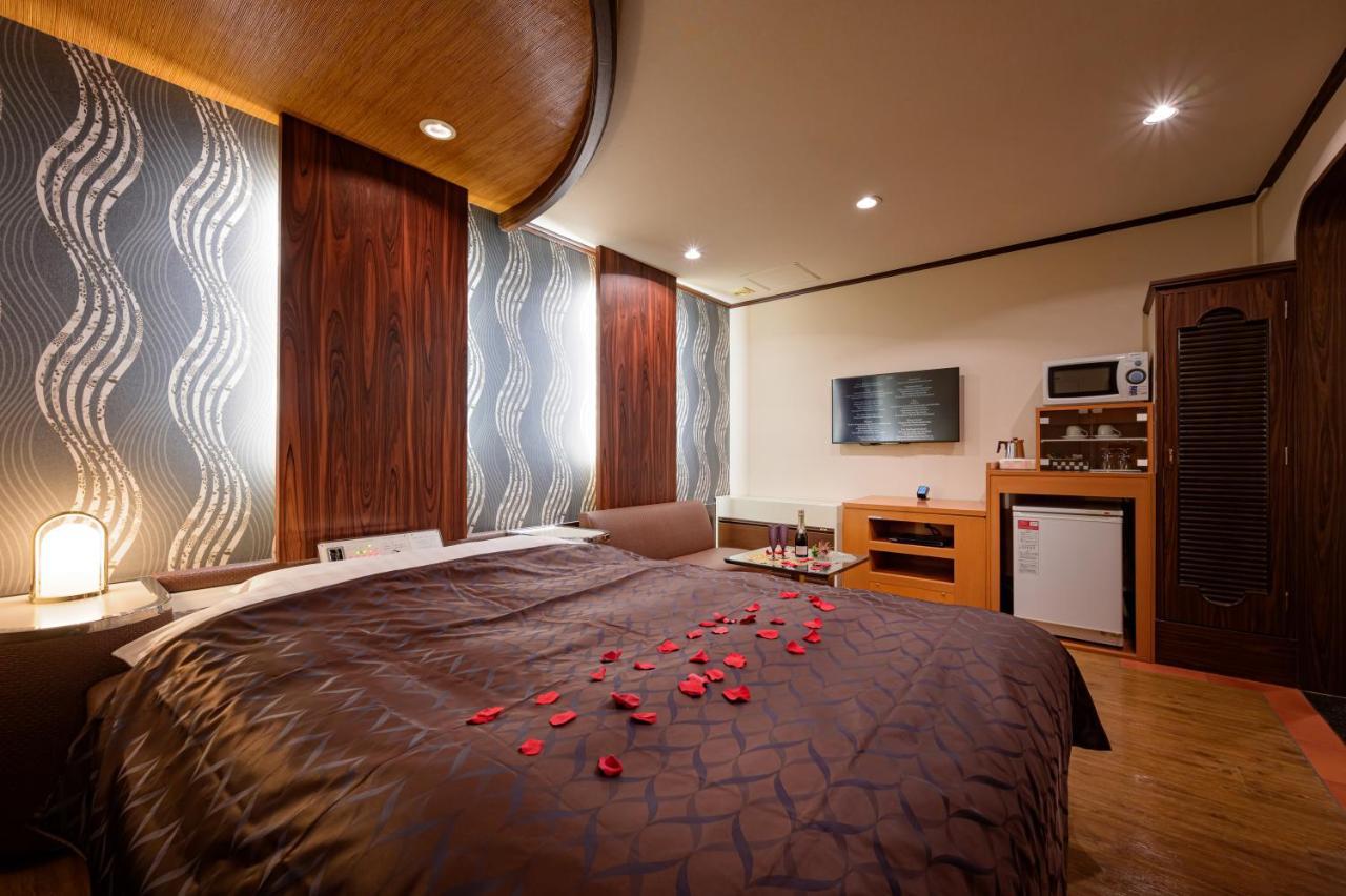 Hotel Metro (Adults Only) Yokohama  Exterior photo